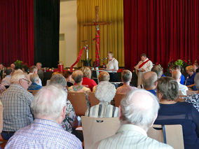 Ökumenischer Gottesdienst zum Feuerwehrverbandstag in Naumburg (Foto: Karl-Franz Thiede)